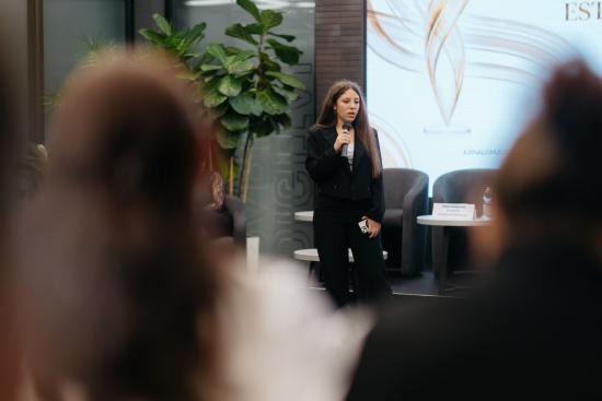 Истории, которые вдохновляют сообщества: результаты CRDC, отмеченные на первой Гала-церемонии общественного журналистики 2025