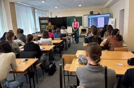 Continuăm activitățile de sensibilizare privind violența bazată pe gen în rândul tinerelor