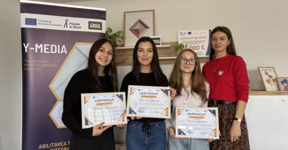 Завершение проекта «Y-MEDIA»: 4 района, 300 молодых людей и общая цель — информационная устойчивость через критическое мышление и медиаграмотность